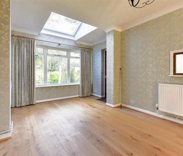 3 bedroom semi-detached house to rent - Photo 2