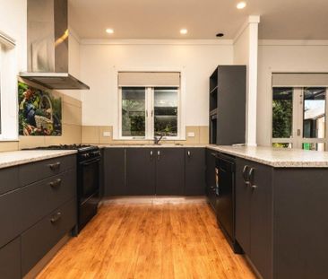 Old-world house - Photo 5