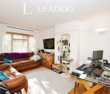 2 bedroom maisonette to rent Tavistock Avenue, St. Albans, AL1 - Photo 1