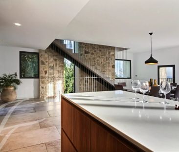 Maison à louer Vence, Cote d'Azur, France7 000 EUR / Mois - Photo 3