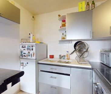 Appartement à louer 2 pièces 43.3m² - Photo 3