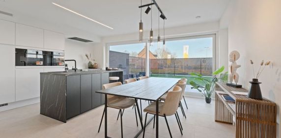 Huis te huur in Ieper voor € 975 met 3 slaapkamers - Photo 2