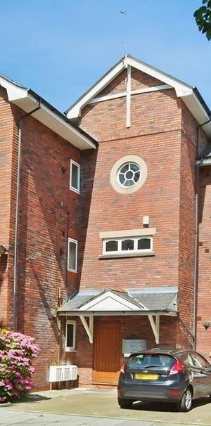 3 bedroom flat to rent - Photo 1