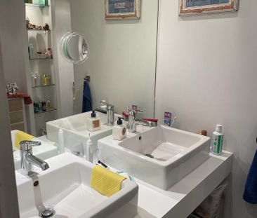 Charmant appartement sous les combles de 3 pièces au 4ème étage - Photo 6