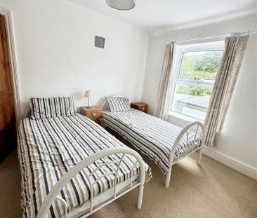 2 bedroom cottage to rent - Photo 2