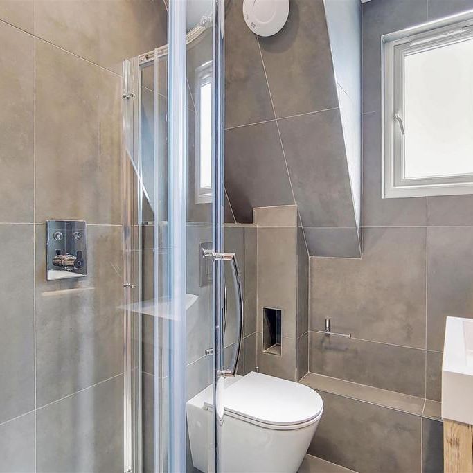 3 bedroom flat to rent - Photo 1