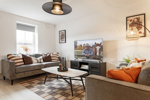 Casa, North Valley, Nottingham, NG7 - Photo 1