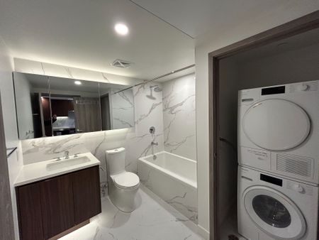 For Lease - 3 Concord Cityplace Way Unit# 823, Toronto, Ontario - Photo 3