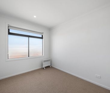 Stylish Brand-New Reverse Living - Photo 2