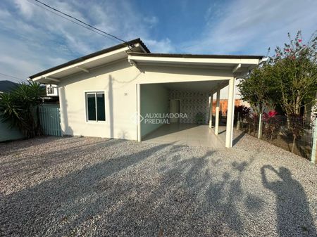 Casa com 2 quartos e 70m² para alugar em Sul Do Rio, Santo Amaro da Imperatriz. - Foto 3