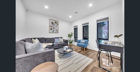 Impressive Family Home with Style, Space & Prime Location! - Photo 5