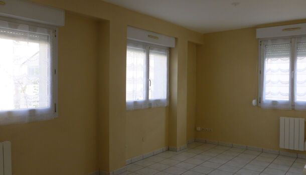 Appartement 2 pièces 34m2 REIMS 510 euros - Photo 1
