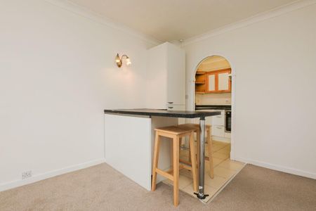 1 bedroom retirement property to rent - Photo 4