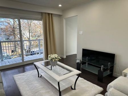 For Lease - 373 Apache Trail Unit# Upper Apartment, Toronto, Ontario - Photo 2