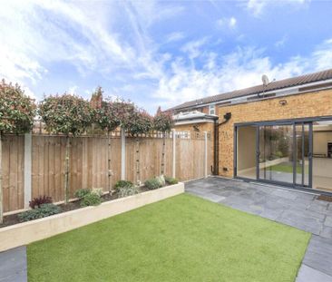 3 Bed Semi-Detached House, John Silkin Lane, SE8 - Photo 3