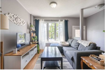 For Lease - 34 Willow Drive Unit# Main, Barrie, Ontario - Photo 2