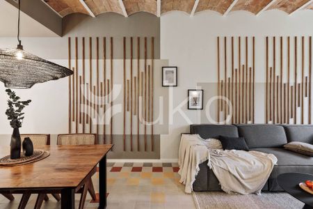 4 room luxury Apartment for rent in Barcelona, Spain - Photo 2