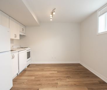 **ALL INCLUSIVE** 1 Bedroom Lower Unit in Welland!! - Photo 1