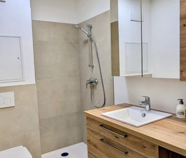 ENTZÜCKENDE 2-ZIMMER-WOHNUNG MIT SÜD-WEST BALKON - Photo 4