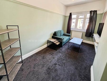 2 bedroom apartment to rent - Photo 2