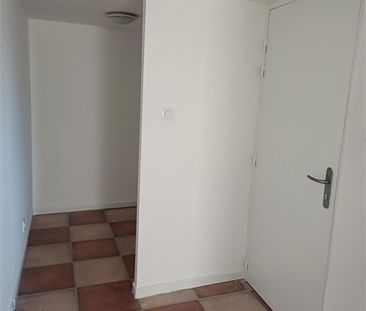 Location Appartement 2 pièces - Photo 3