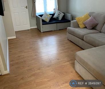 2 bedroom semi-detached house to rent - Photo 2