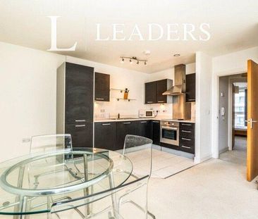 2 bedroom flat to rent - Photo 6