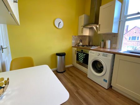 2 Bed Student Accommodation - Photo 5