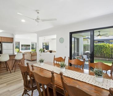 15 Mikado Way, Robina QLD 4226 - House For Rent | Domain - Photo 3