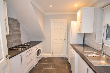 2 bed flat to rent in Gordon Road, South Shields, NE34 - Photo 4