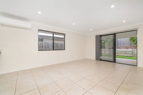 Modern Four Bedroom Family Home - Photo 1