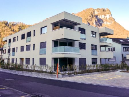 Moderne Wohnung im Zentrum von Näfels - Foto 2