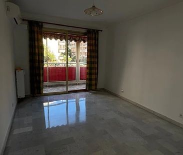 Location Appartement 3 pièces 84m² LE CANNET 06110 - Photo 3