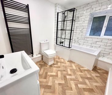 3 bedroom terraced house to rent - Photo 5