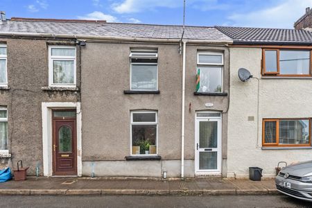 Gwendoline Terrace, MAESTEG - Photo 3