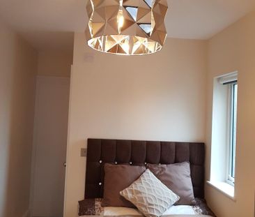 1 bedroom in a house share to rent - Photo 5