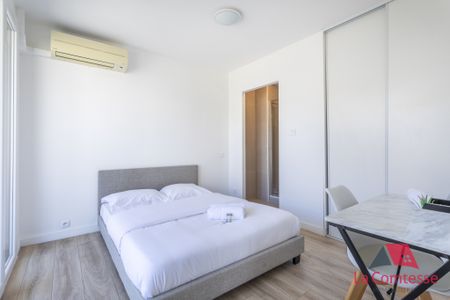 Location Appartement 4 pièces 69m² MARSEILLE 5ème - Photo 4
