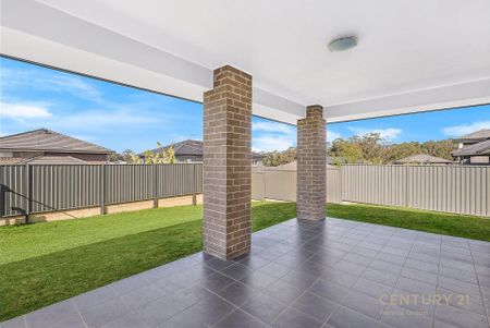 Stunning Harrington Grove Home - Photo 2