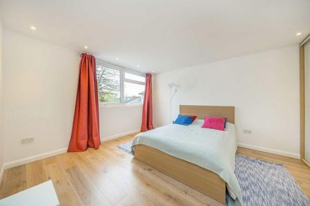 5 bedroom terraced house to rent - Photo 3