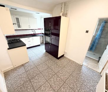 House For Rent Quarry Road, Pontypridd - Photo 3