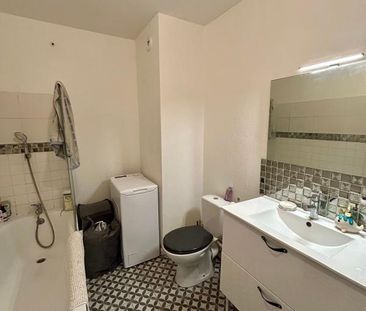 Location Appartement 2 pièces 47m² ROUEN 76100 - Photo 4