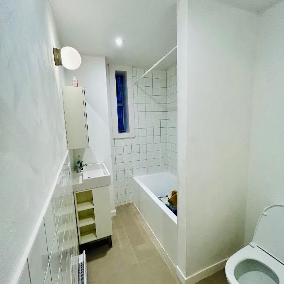 Superbe 6 1/2 rénové et disponible - Photo 1