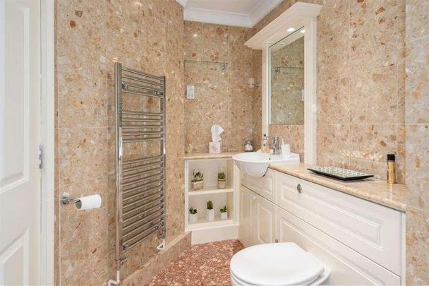 Cavendish Lodge, Bath, BA1 - Photo 1