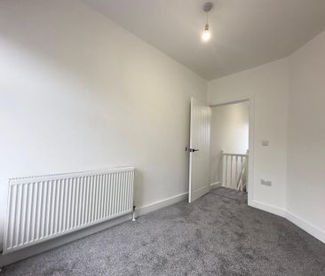 3 bedroom terraced house to rent - Photo 6