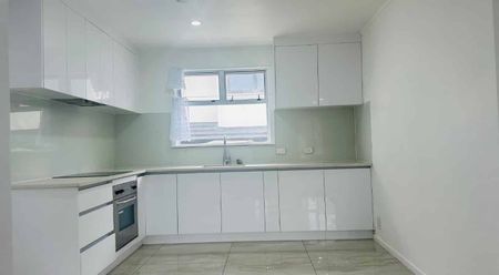 SPACE, COMFORT, LOCATION AND FRESHLY RENOVATED - Photo 3