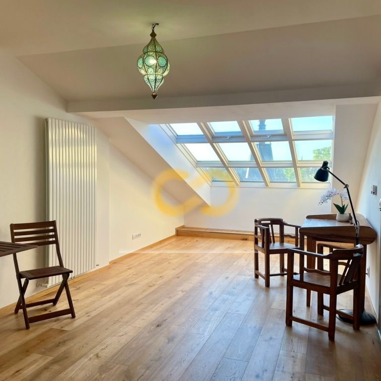 Pronájem bytu 1+kk a garsoniéry 46 m² - Photo 1