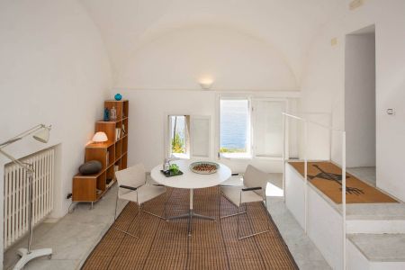 Rosemary - Contemporary estate with fabulous view - Photo 3