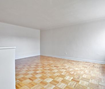 For Lease - 1969 Eglinton Avenue Unit# 310, Toronto, Ontario - Photo 4