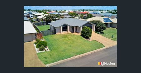 Modern Coastal Living in Beautiful Bargara - Photo 4