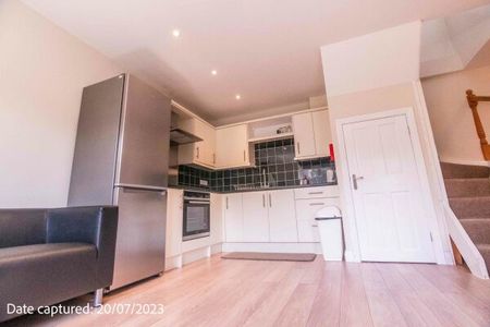 27 Barstow Avenue - Photo 5